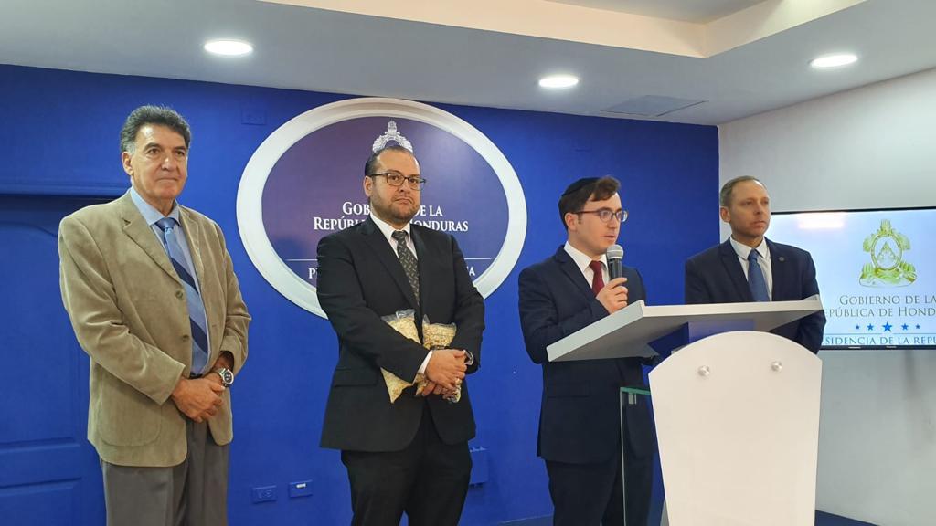 Last Friday with the president of Honduras, Juan Orlando Hernández at a press conference