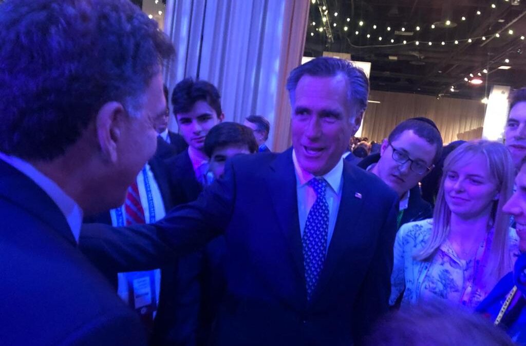 Con El Senador Mitt Romney candidato a la presidencia de USA 2012